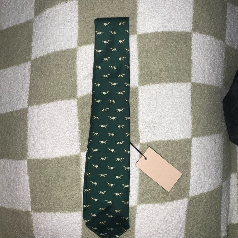 drake’s london silk green dog motif tie, NWT 👔🐶